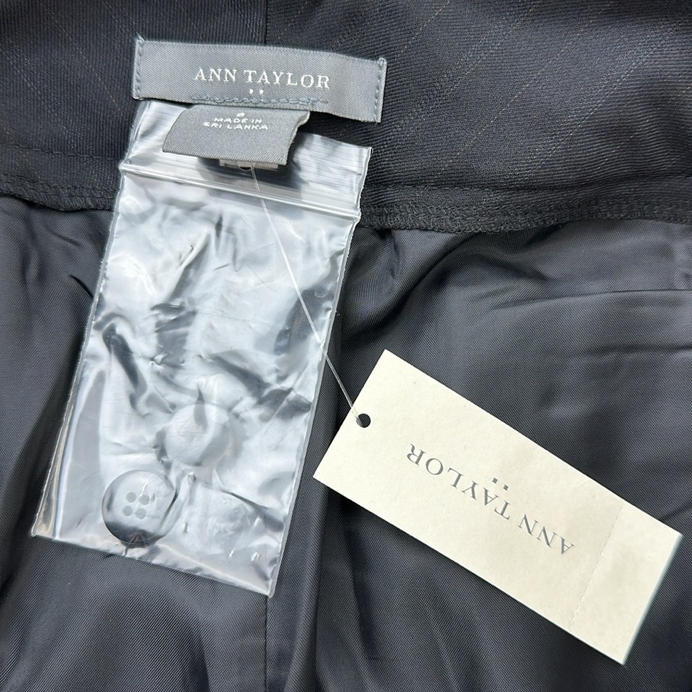 NWT Ann Taylor “Margo” Pin Stripe Wide Leg Dress Pants - Picture 5 of 6
